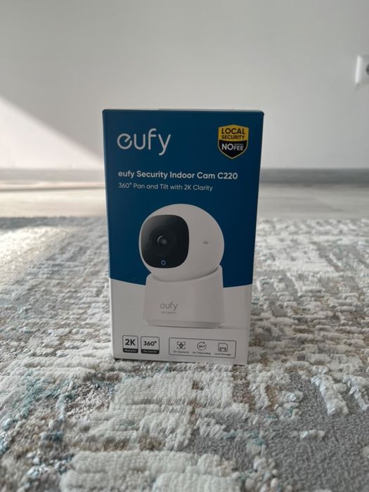 Камера Eufy C220