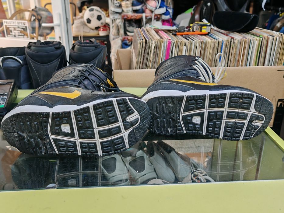 Сноуборд обувки Nike 41 номер