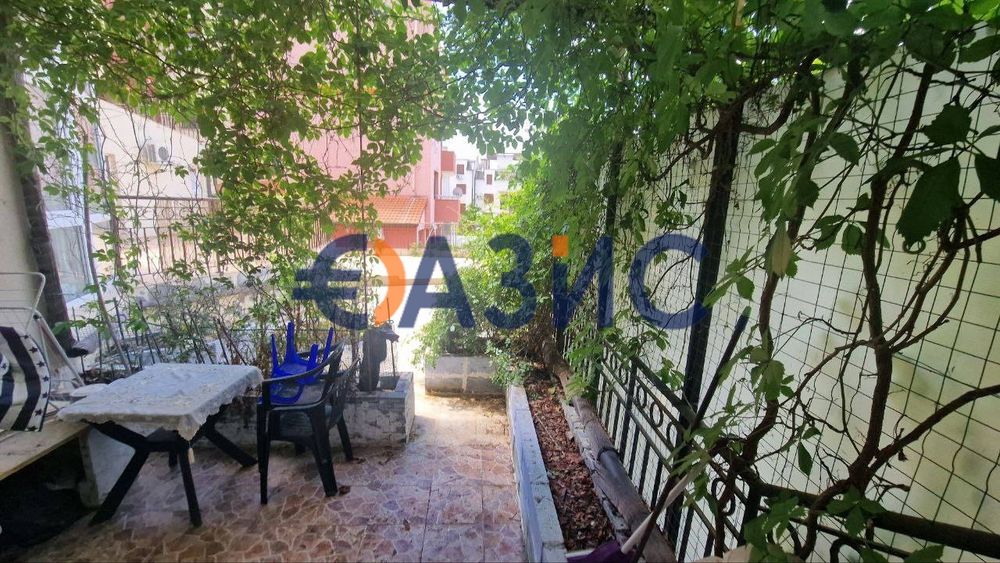 Апартамент с 1 спалня, партер, 72.5 кв. м., Свети Влас, цена 78000