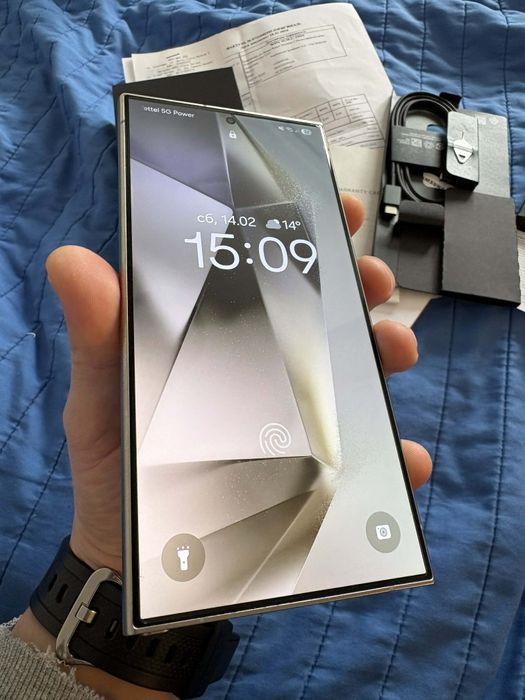 Samsung Galaxy S24 Ultra 512 GB Гаранционен
