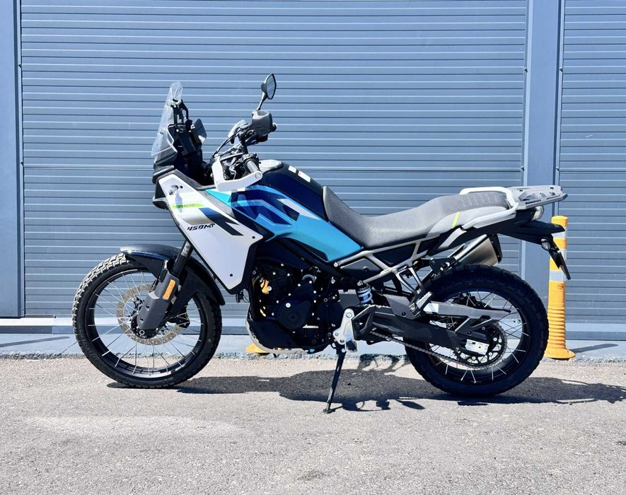 Motocicleta CFMOTO 450MT '26