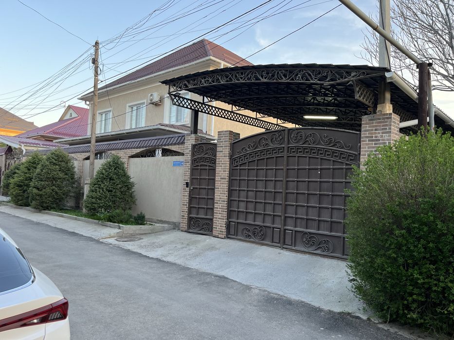 Частнвй 2х этажный дом