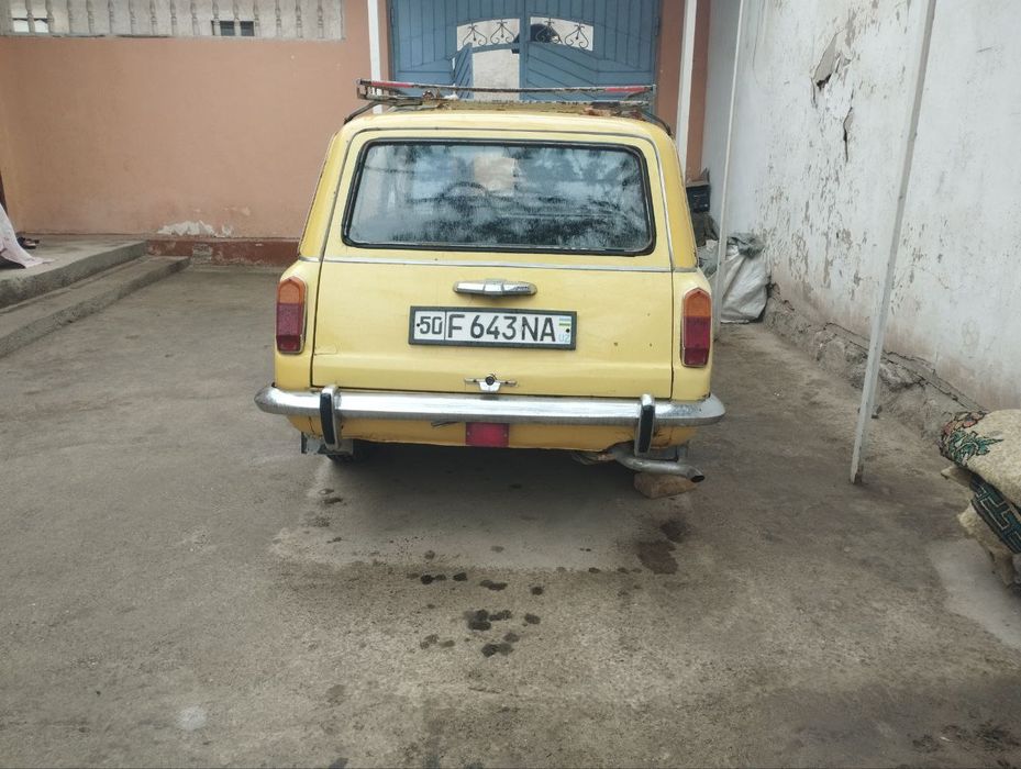 Vaz 2102 zudlik bilan sotladi