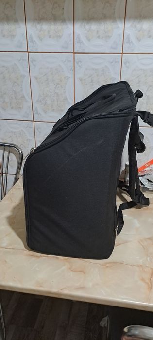 Ofer spre vanzare husa roland