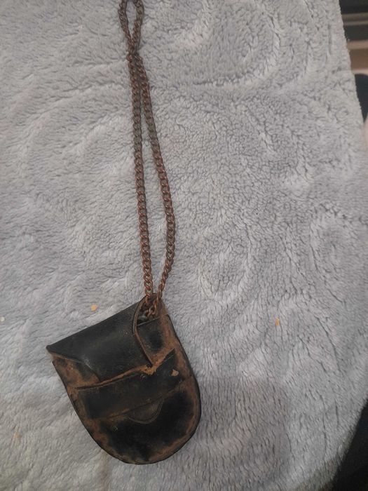 Продавам джобен часовник на марка ракета