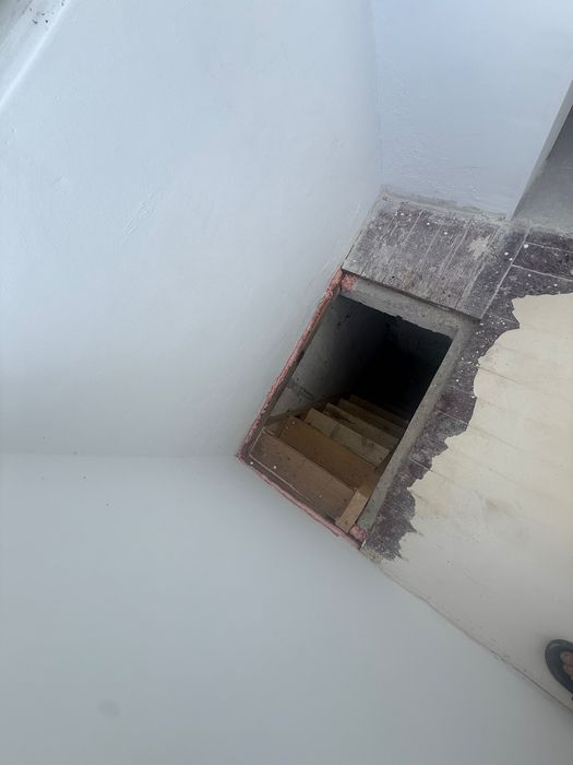 Vând apartament în stei