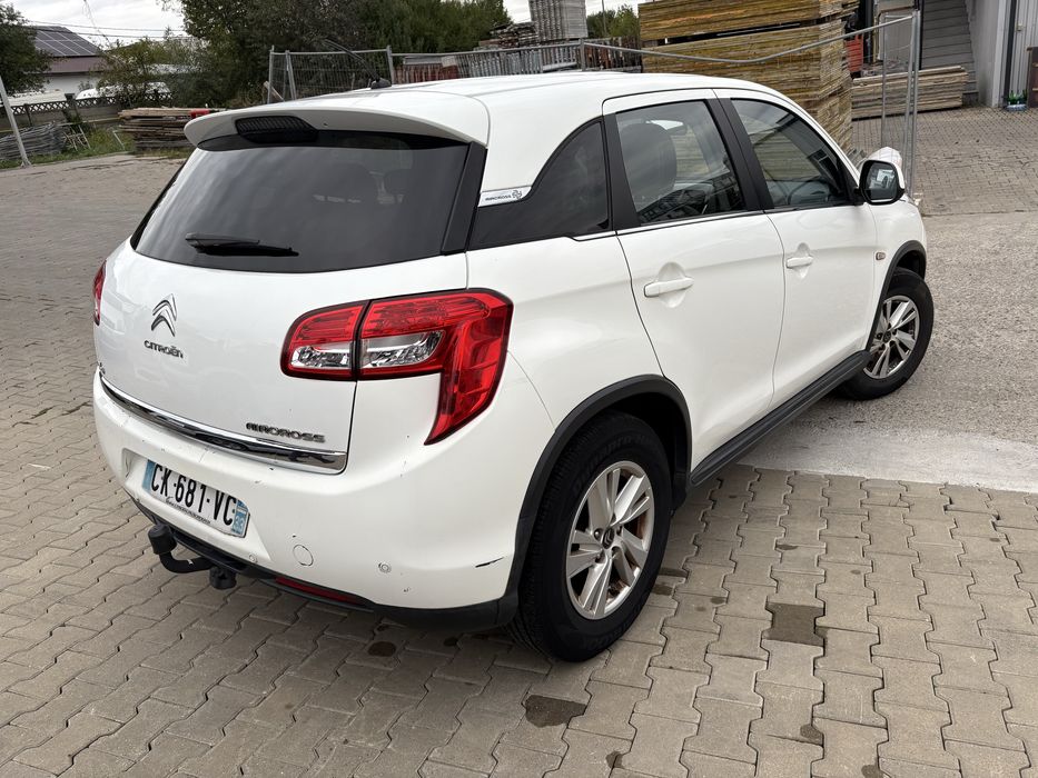 Citroen C4 Aircross Attraction 4x4 variante moto /atv