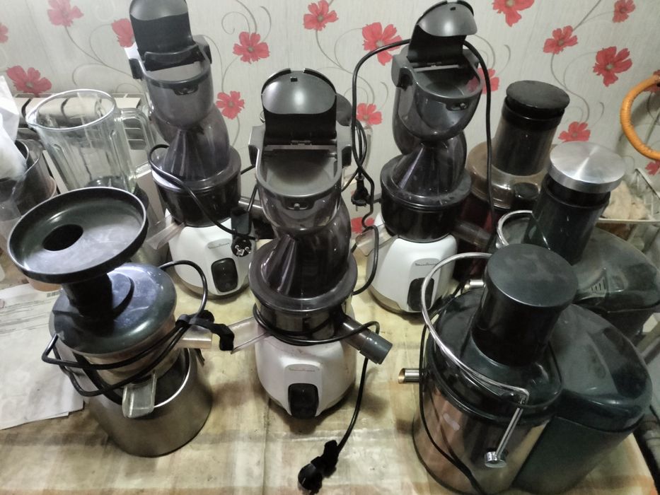 Соковыжималки продам