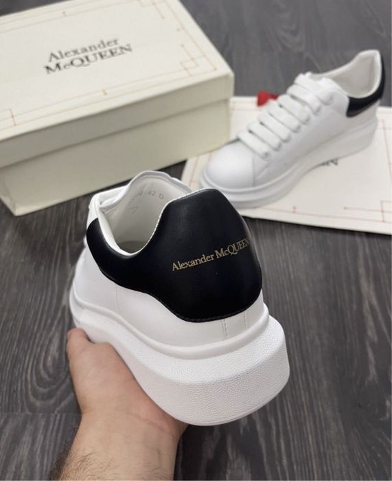 Adidasi McQueen White&Black