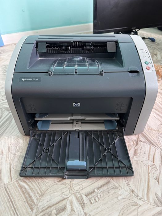 Продам лазерный принтер HP LaserJet 1010