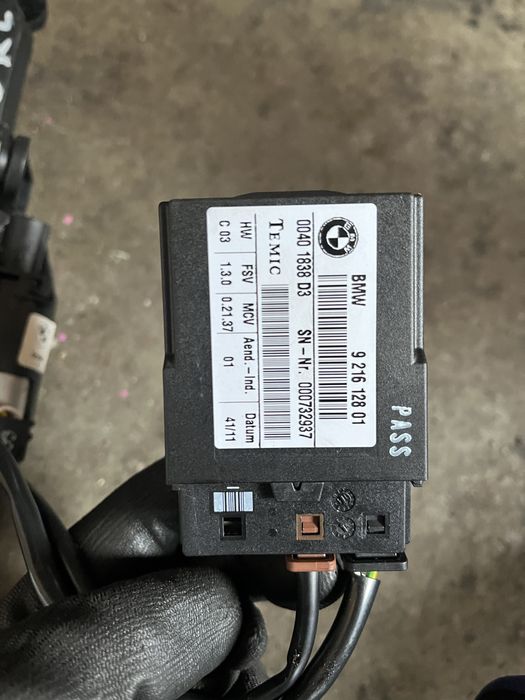 Подавачка колан бмв 3 е92 ( podavachka kolan bmw 3 e92 )