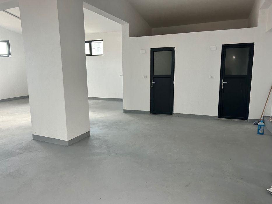 Închiriez depozit cu casă/birouri de 255m2