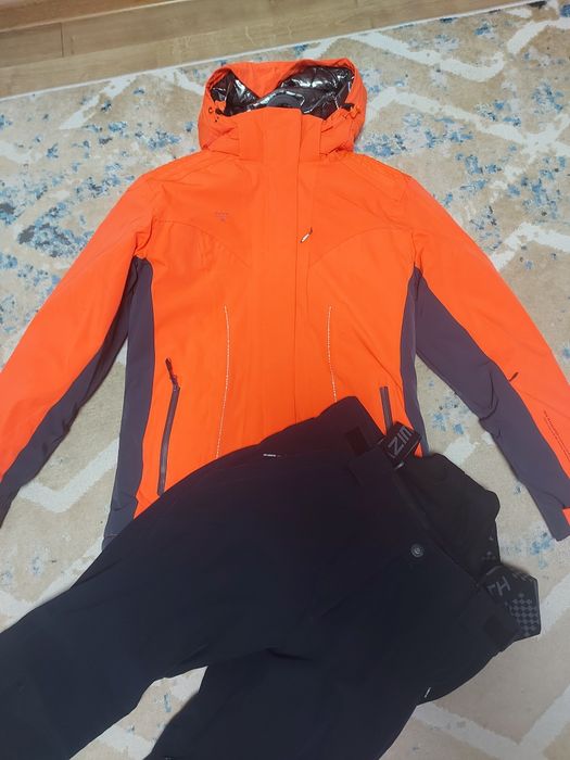 Продам горнолыжный костюм