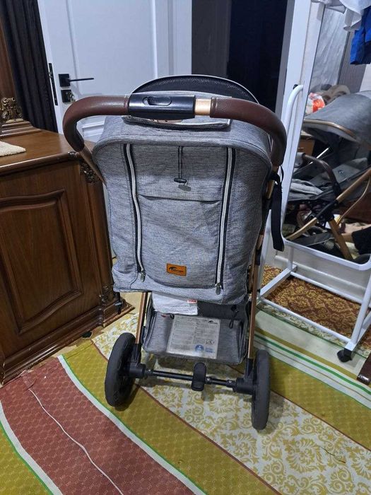 Коляска детская сотилади