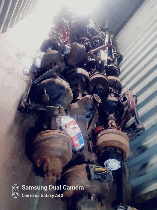 Мотор. Мост. Коробка. Рессор. Бампер. Блок. Ступица. Шины. Диски.