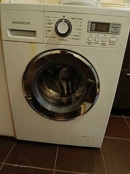 Продам стиральную машину daewoo б/у