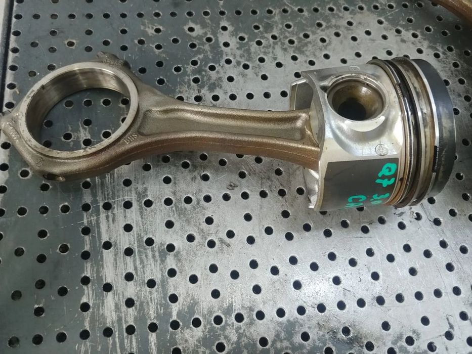 piston cu biela 3.0tdi cas  audi q7 4l