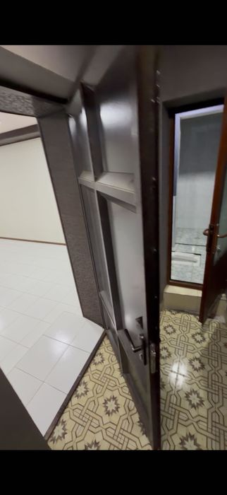 Magazin arendaga beriladi padval  ishxona помещение склад