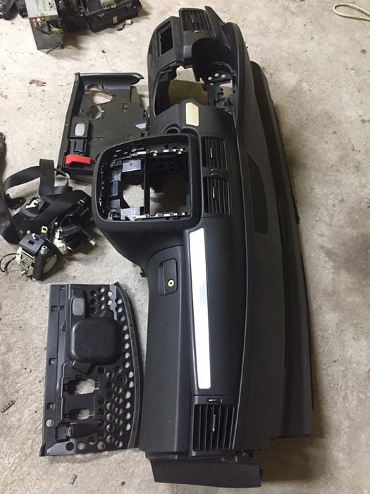 Plansa Airbag Passager Mercedes R.Clas W251 pret 1000 lei