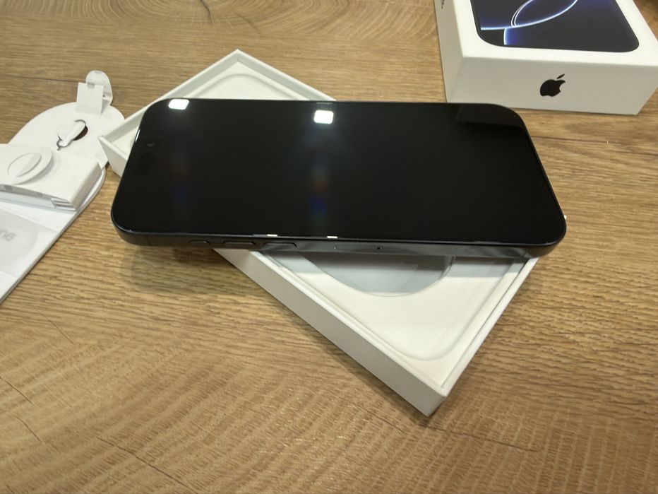 Iphone 16pro max 256gb 90% battery