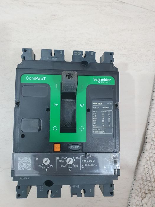 Intreruptor Schneider NSX 250 F