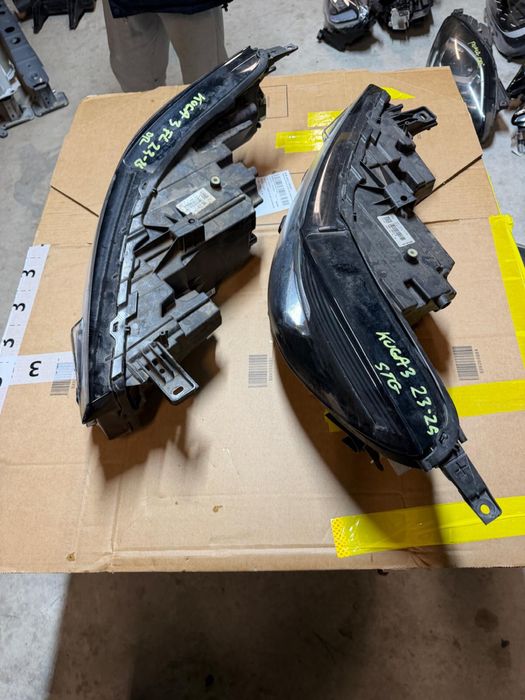 Far stanga / dreapta Ford Kuga Mk3 Facelift 2023/2024/2025