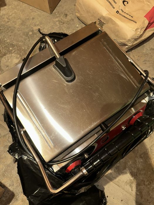 Панини гриль ( б/у в хорошем состоянии )