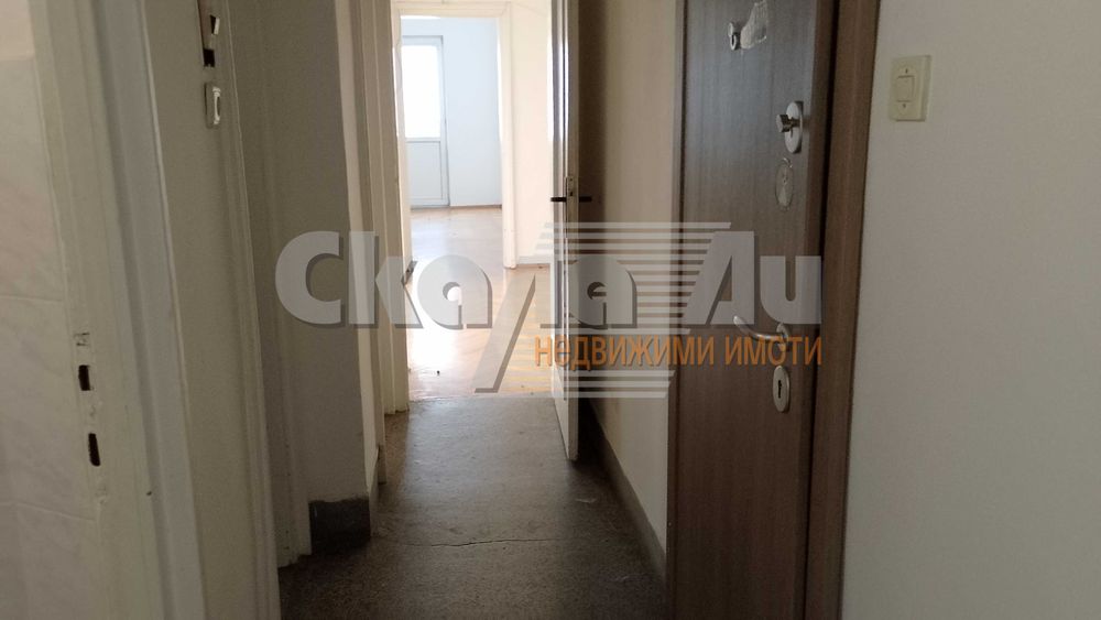 Дава се под наем Четиристаен апартамент в София, Център - 130 кв.м за 714 € - Снимка #8