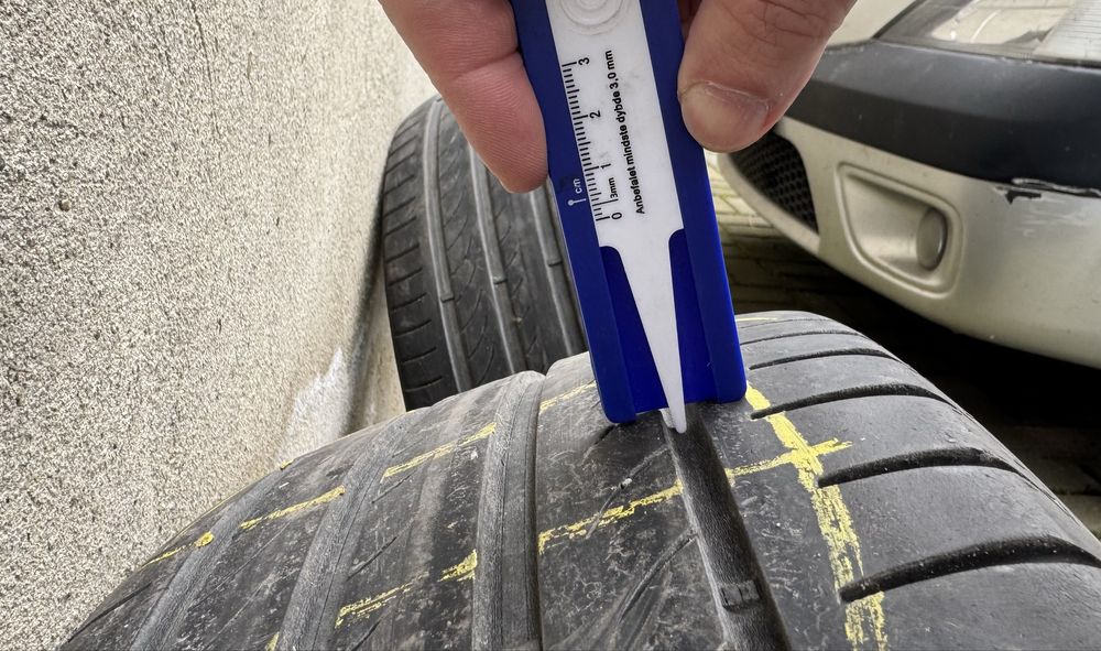 Летни гуми Pirelli Powergi 225 45 R18 95Y
