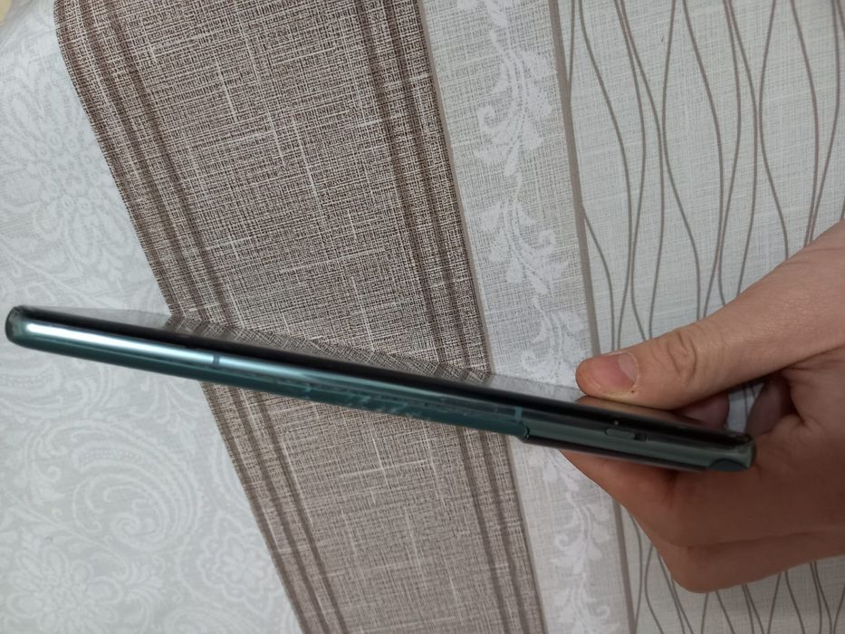 OnePlus 10 Pro  12/256