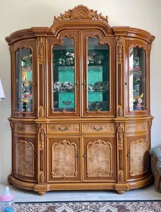 Уста мебелларни ечамиз бузамиз йиғамиз ўрнатамиз ва таъмирлаймиз