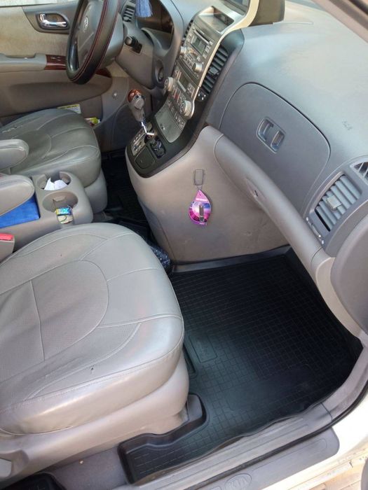 Коврики салона KIA Carnival II