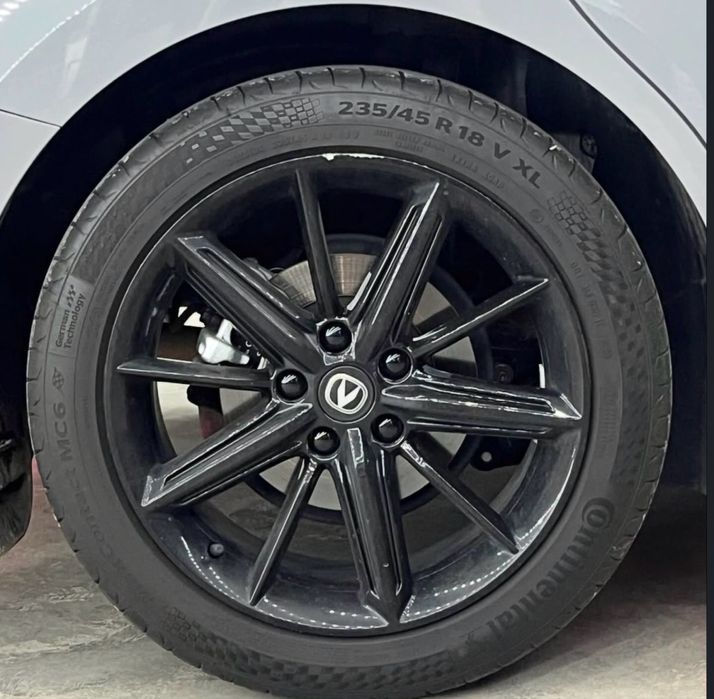 Летняя резина Continental 235/45 R18 !