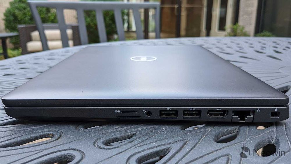 Oferta Scoala Dell Latitude 5400, Intel Core i5, 32GB DDR4, 512GB SSD, 14 Inch