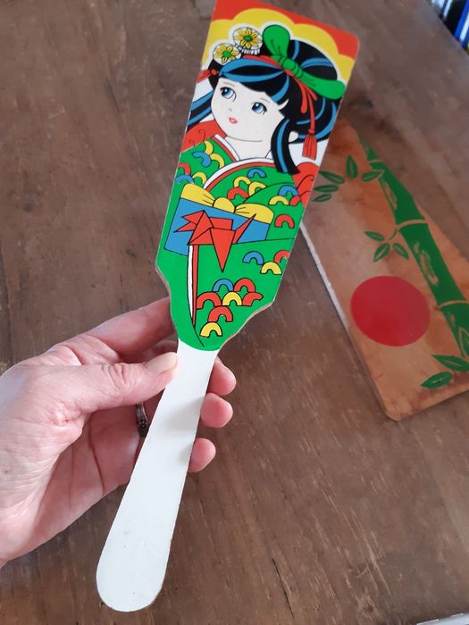 Японски дървени дъсчици за танци