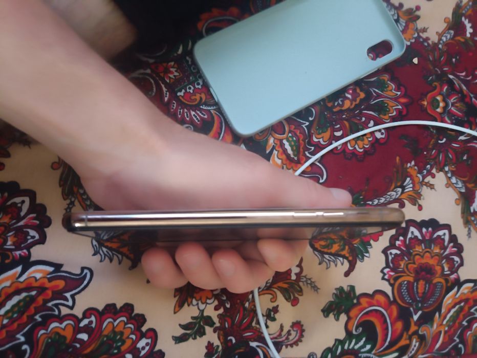 Iphone XS max korobka dokument