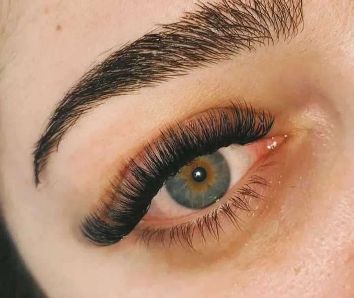 Наращивание ресниц