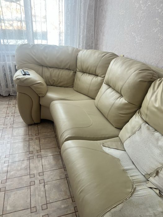 Продам угловой диван