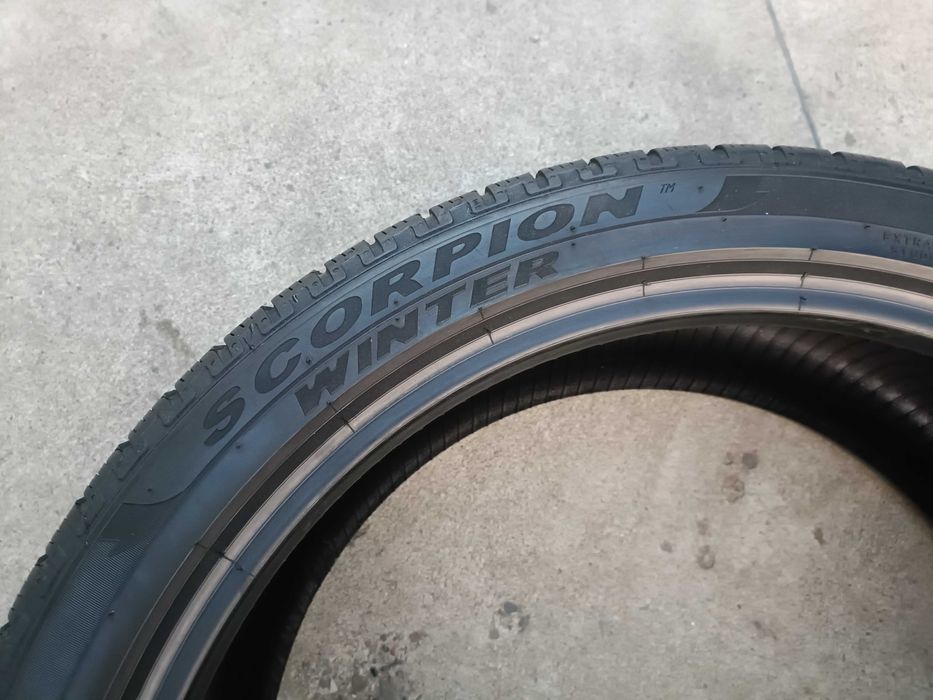 O anvelopa de iarna 255 40 21 pirelli scorpion winter 6 mm dot 3022