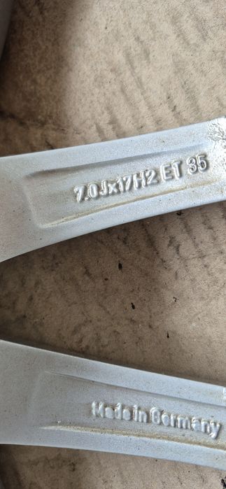 4 jante aliaj R17;7J×17H2,ET.35