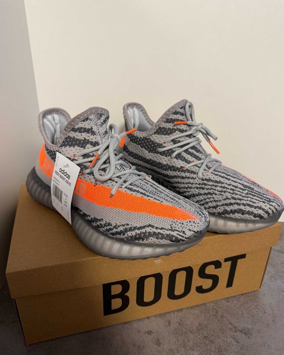 Adidasi Yeezy Boost 350 V2 Gri / Portocaliu Marimi 36-44 Unisex