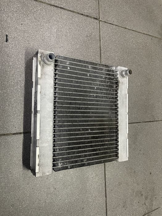 Радиатор справа Гелен 6.3