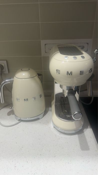 Продам чайник+кофемашина Smeg оригинал