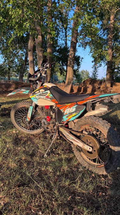 Мотоцикл эндуро SYCMCC 350cc