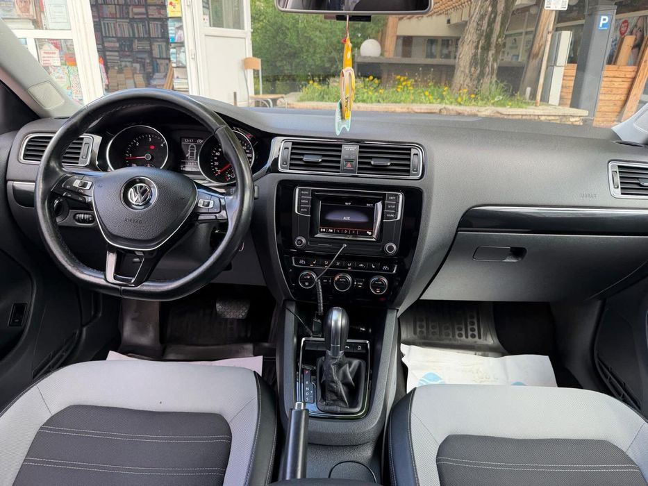 VW Jetta 2.0 tdi , 150 cp , DSG , 2017