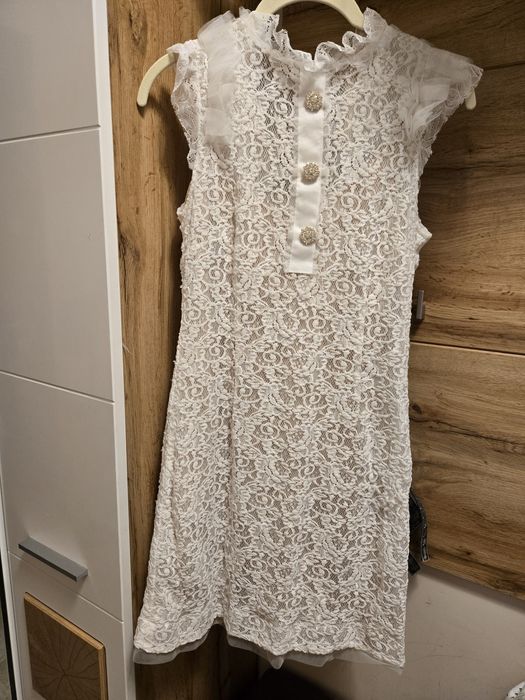 Рокли за повод няколко