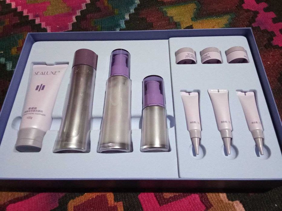 Аёллар пардози учун  кремлар набори  оргинал