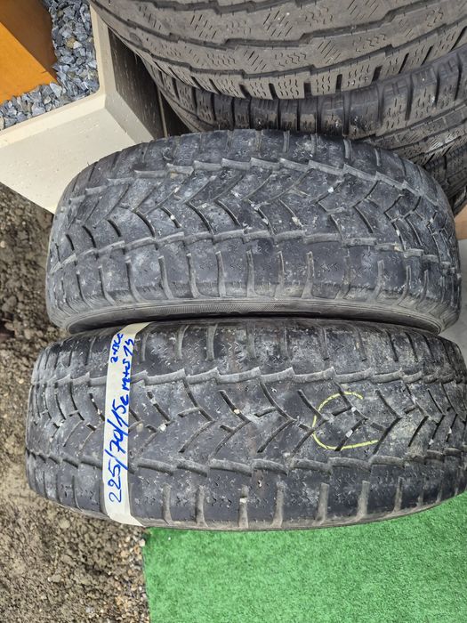 Vând cauciucuri 225/70/15 C M+S 2 buc imp Germania//Nexen//dot 2022