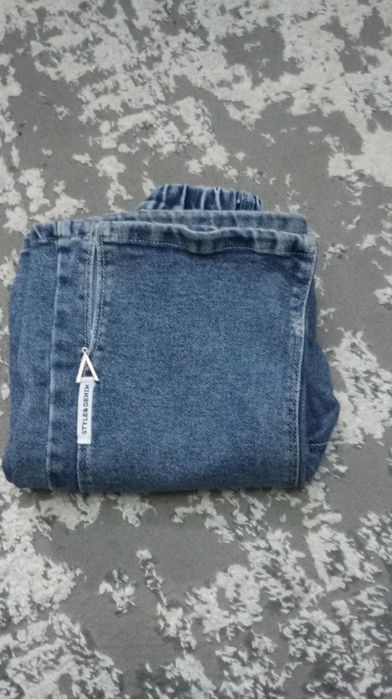 Кизлар учун янги жинси бурюки сотилади 110.000сум