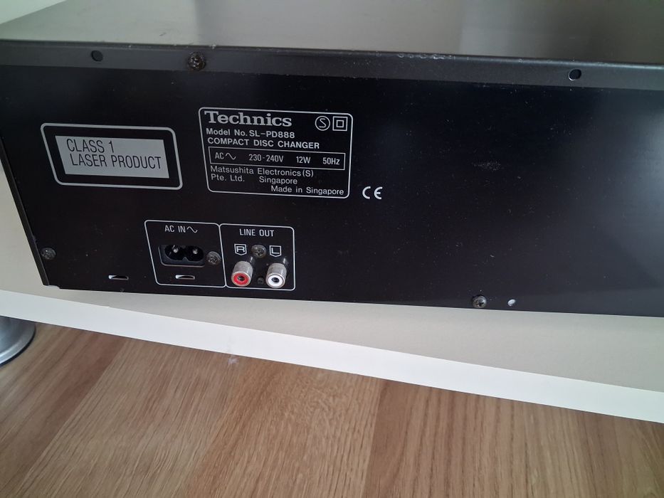 Technics cd player